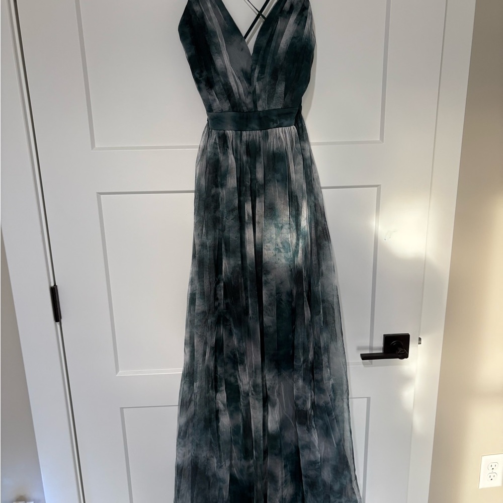 Elegant emerald green tie dye maxi dress